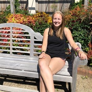 Meet your Posher, Lindsay